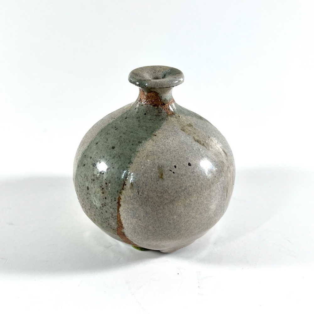 Handmade Small Vase Earth Fired - Picture 2 of 6